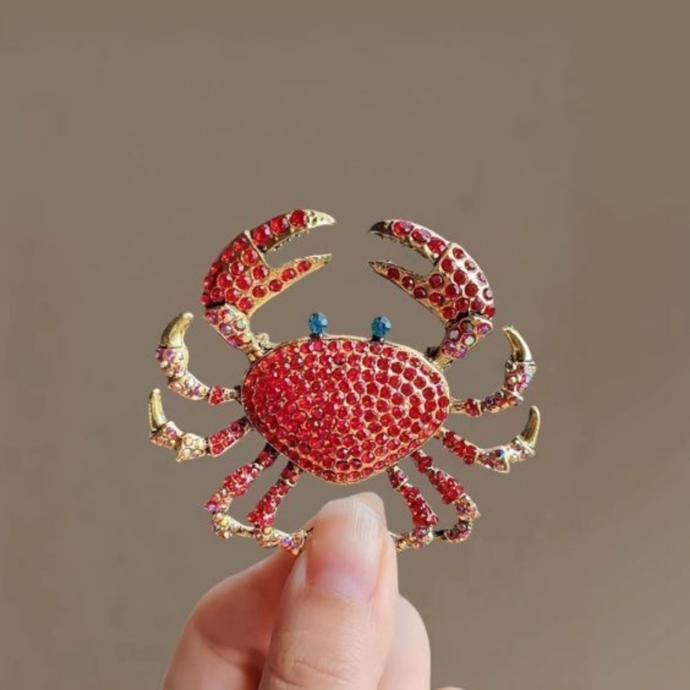 Set Of 3 Crab Brooches Pins Rhinestones - Gold, Blue, Red - Picture 8 of 8